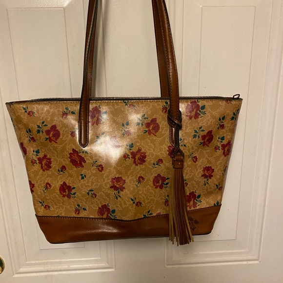 Patricia Nash Handbags - Patricia Nash Violetti Western Lace Floral Rose used once. Lowered price